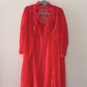 Gorgeous Vintage Nightgown & Lace Robe